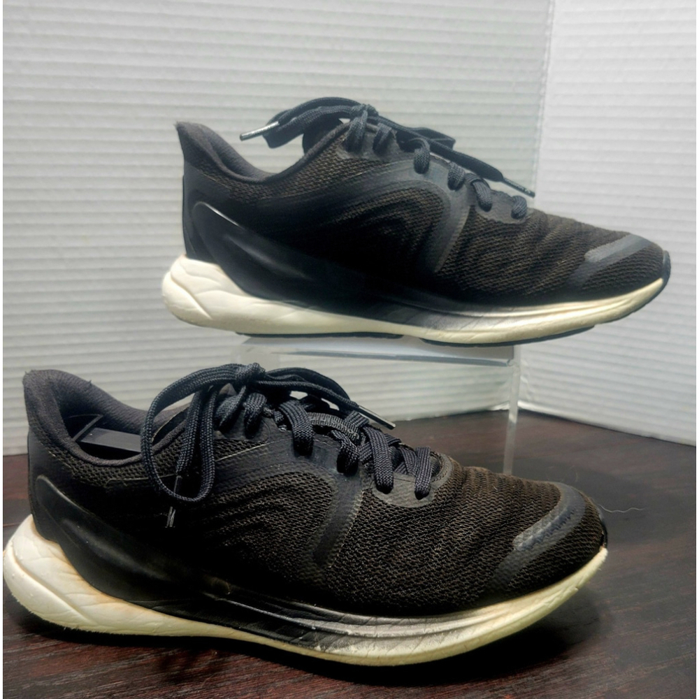 Lululemon Blissfeel Run Women's Running Shoe Size 7.5 Black White